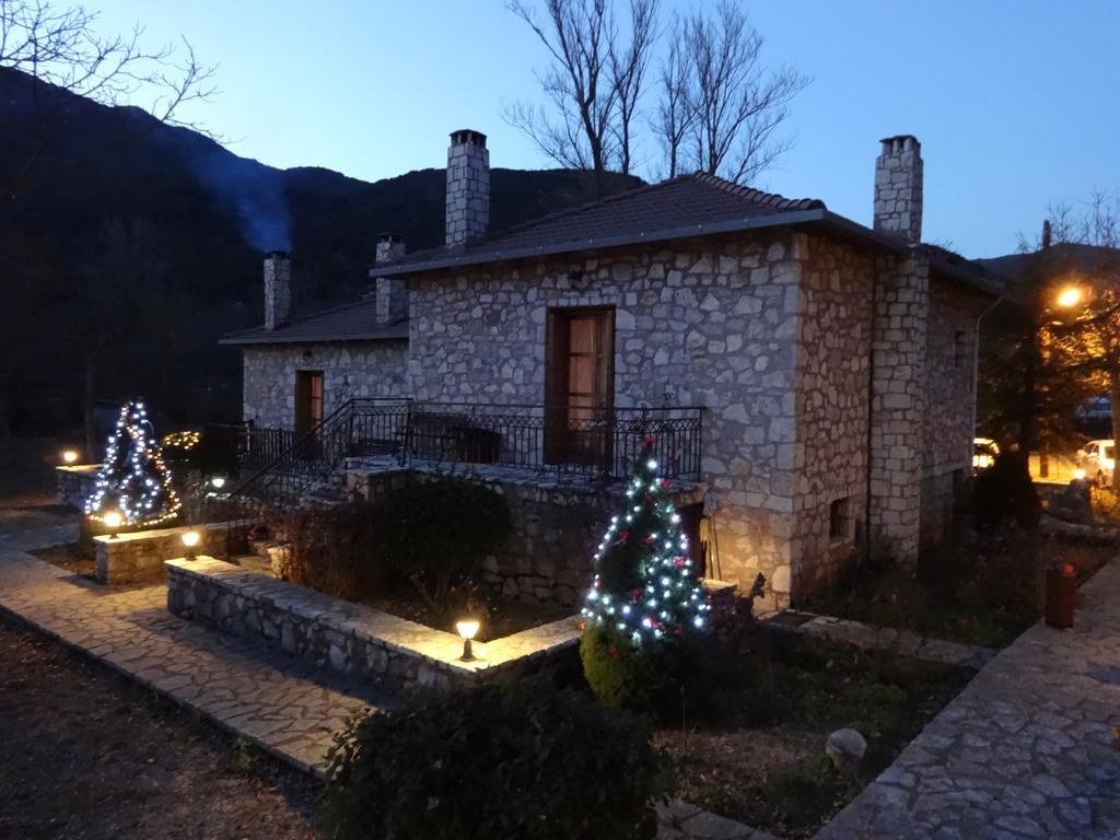 Andrea Sofi Guesthouse Dimitsana Esterno foto