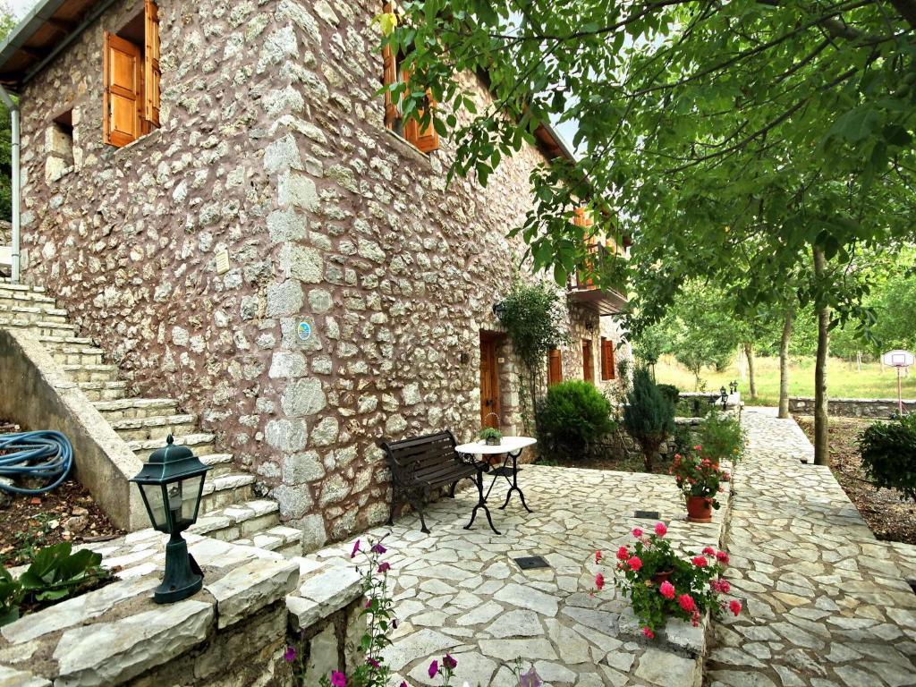 Andrea Sofi Guesthouse Dimitsana Esterno foto