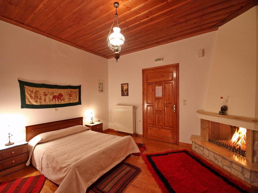 Andrea Sofi Guesthouse Dimitsana Esterno foto