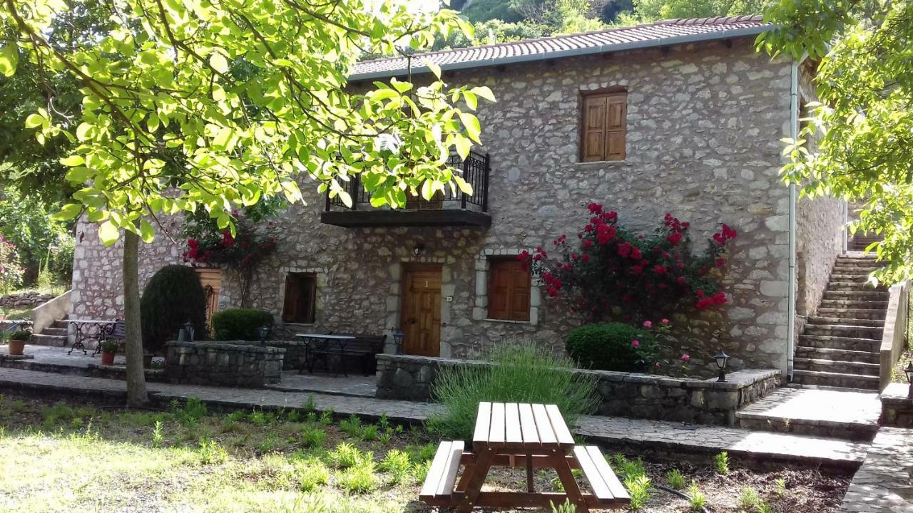 Andrea Sofi Guesthouse Dimitsana Esterno foto
